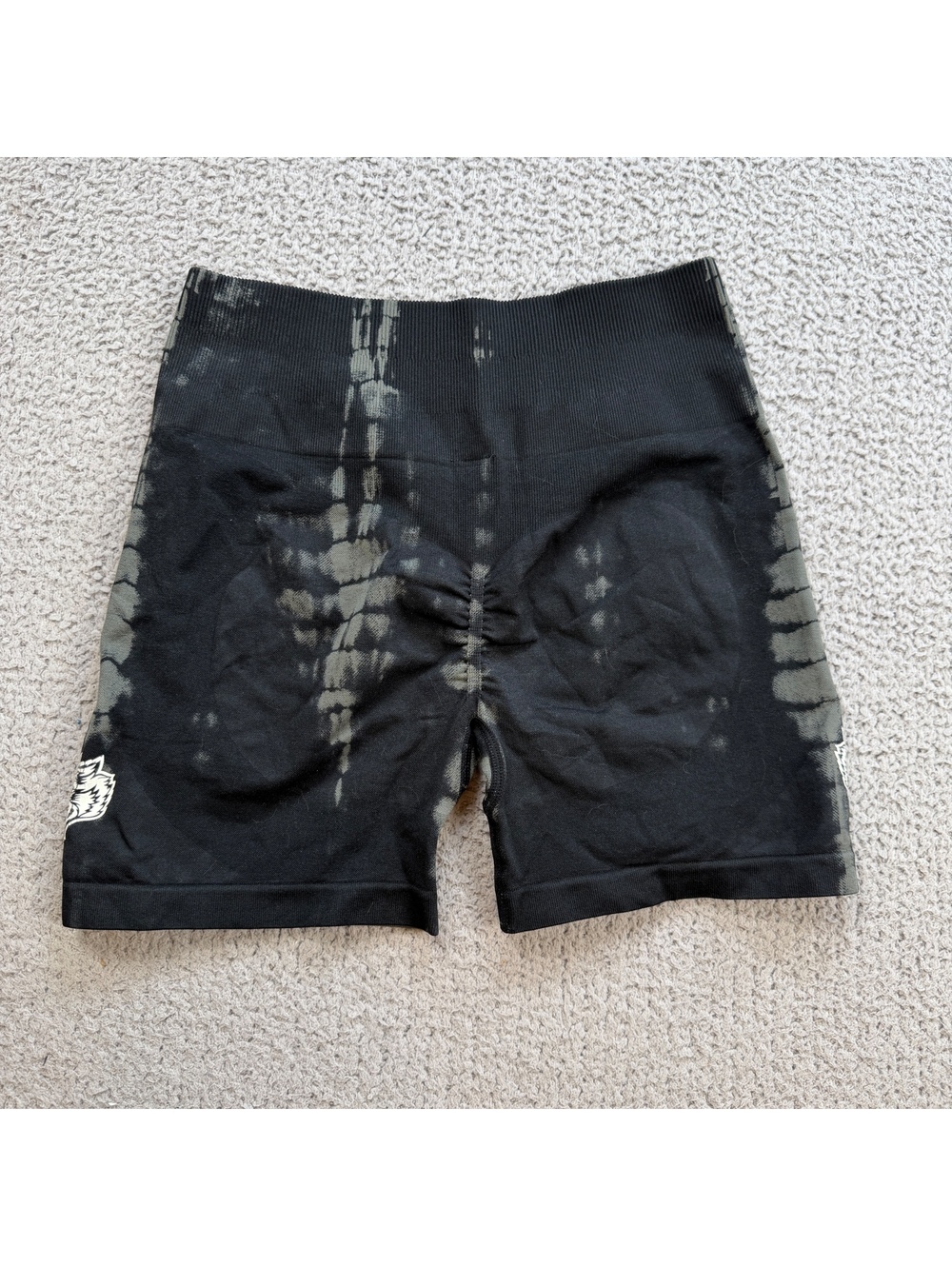 Darc Sport SHE Wolves Forever Everson Seamless Tie Dye Scrunch Shorts M 598/1000